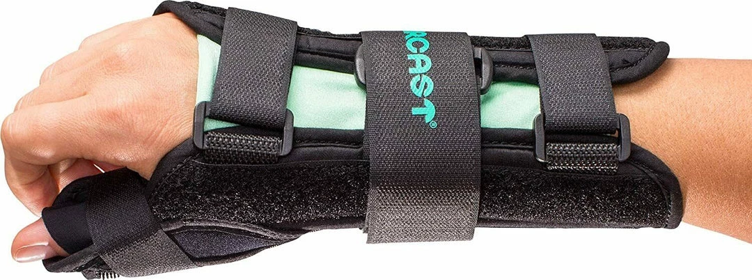 Aircast 05WTSR A2 Wrist Brace W Spica, Small, Right Outdoor Recreation 1 Aircast 05WTSR A2 Wrist Brace W Spica, Small, Right Outdoor Recreation