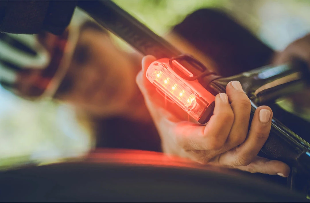 Lezyne Strip Drive 150 Lumens Rear Light, 5 LED Light, Wide Angle Optics Lens 6 Lezyne Strip Drive 150 Lumens Rear Light, 5 LED Light, Wide Angle Optics Lens